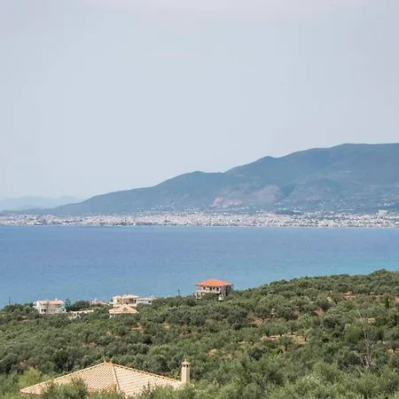 Stone Garden - Private Vacation Hideout Apartment *